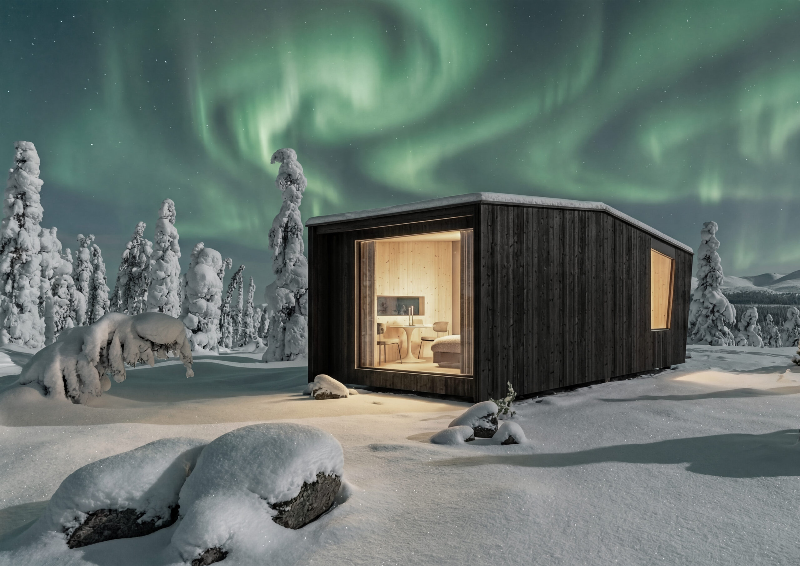 VALOARA Premium Nest tunturimaisemassa revontulien alla